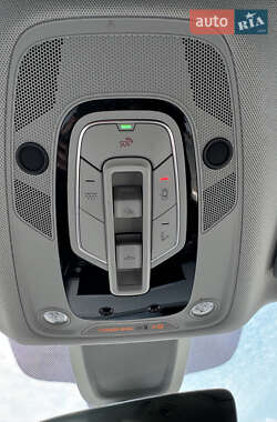 Внедорожник / Кроссовер Audi Q5 2021 в 