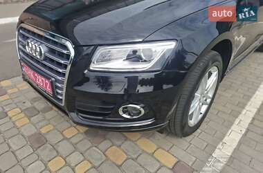 Внедорожник / Кроссовер Audi Q5 2016 в 