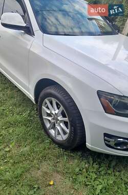 Внедорожник / Кроссовер Audi Q5 2012 в 
