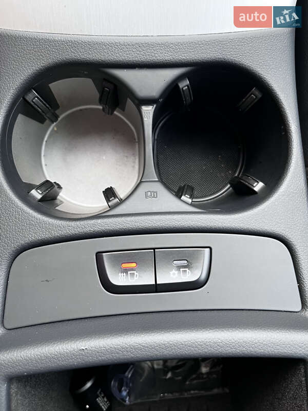 Внедорожник / Кроссовер Audi Q5 2012 в Черновцах