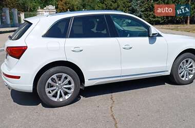 Внедорожник / Кроссовер Audi Q5 2013 в 