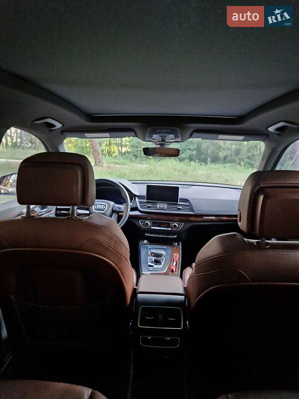 Внедорожник / Кроссовер Audi Q5 2019 в Ахтырке