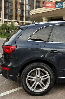 Внедорожник / Кроссовер Audi Q5 2013 в 