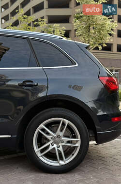 Внедорожник / Кроссовер Audi Q5 2013 в 