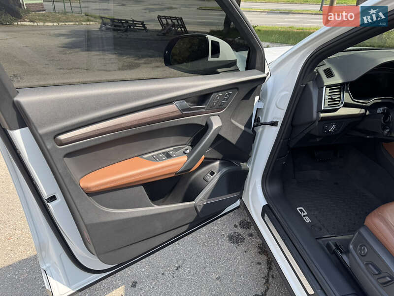 Внедорожник / Кроссовер Audi Q5 2020 в Харькове
