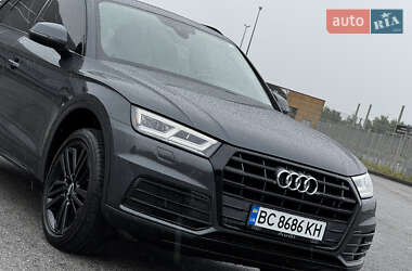 Внедорожник / Кроссовер Audi Q5 2017 в 
