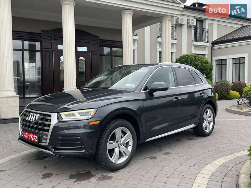 Внедорожник / Кроссовер Audi Q5 2019 в Стрые
