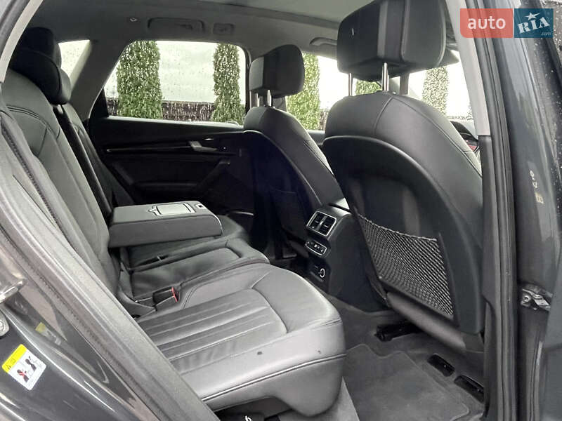 Внедорожник / Кроссовер Audi Q5 2019 в Стрые