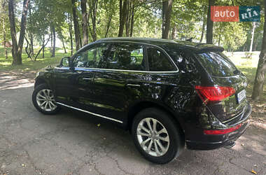 Внедорожник / Кроссовер Audi Q5 2016 в 