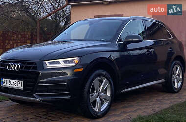 Внедорожник / Кроссовер Audi Q5 2018 в 