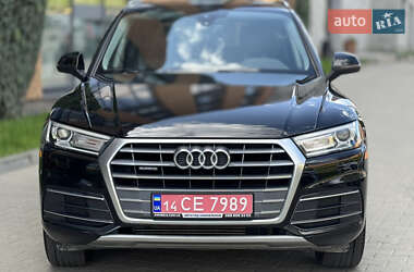 Внедорожник / Кроссовер Audi Q5 2018 в 