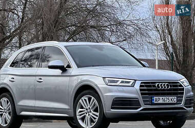 Внедорожник / Кроссовер Audi Q5 2018 в 