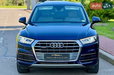 Внедорожник / Кроссовер Audi Q5 2019 в 