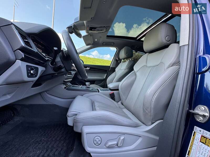 Внедорожник / Кроссовер Audi Q5 2019 в Киеве