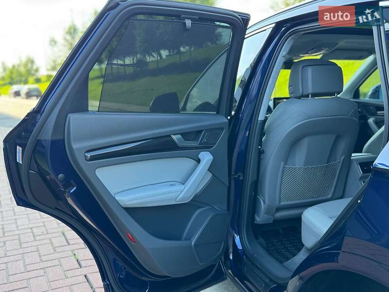 Внедорожник / Кроссовер Audi Q5 2019 в Киеве