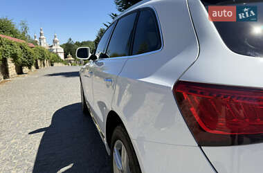 Внедорожник / Кроссовер Audi Q5 2015 в 