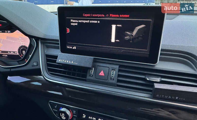 Внедорожник / Кроссовер Audi Q5 2019 в Львове