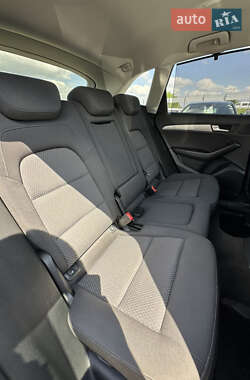 Внедорожник / Кроссовер Audi Q5 2013 в 