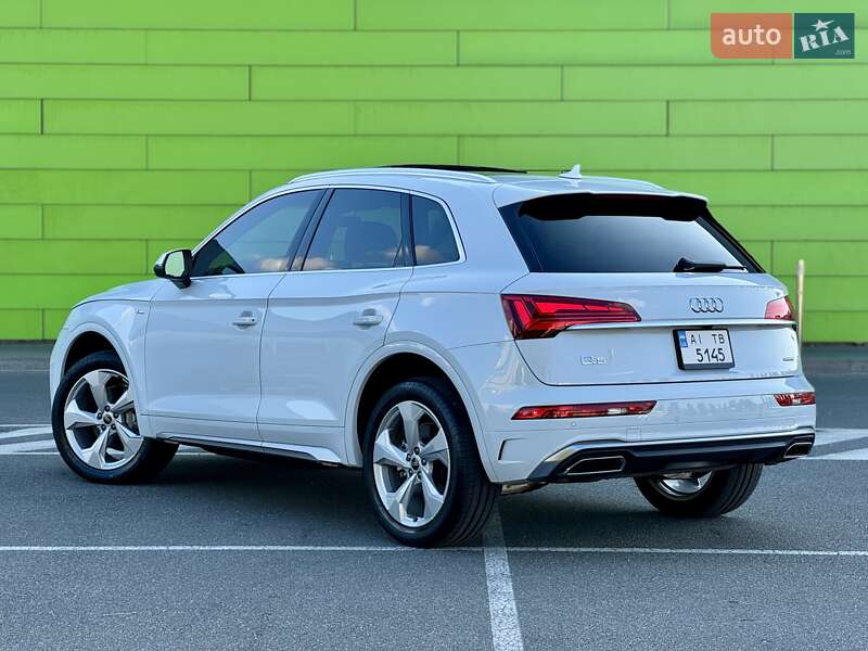 Внедорожник / Кроссовер Audi Q5 2023 в Киеве