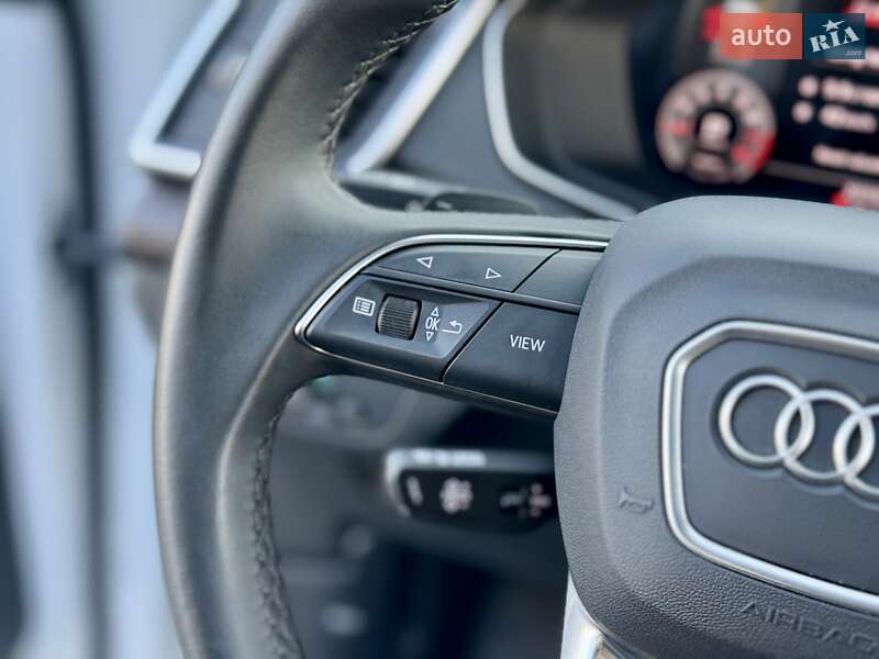 Внедорожник / Кроссовер Audi Q5 2023 в Киеве