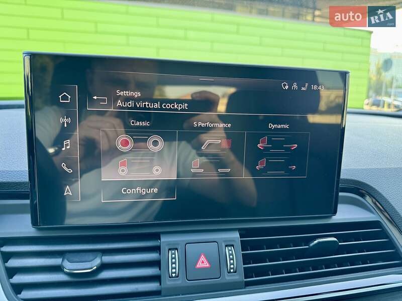 Внедорожник / Кроссовер Audi Q5 2023 в Киеве