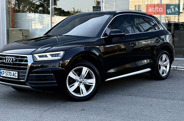 Внедорожник / Кроссовер Audi Q5 2018 в 