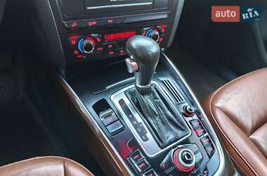 Внедорожник / Кроссовер Audi Q5 2012 в 