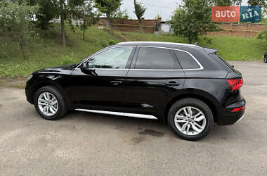 Внедорожник / Кроссовер Audi Q5 2019 в 