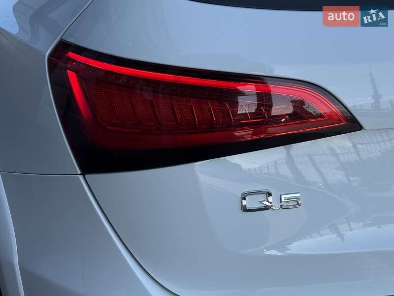 Внедорожник / Кроссовер Audi Q5 2016 в Белой Церкви