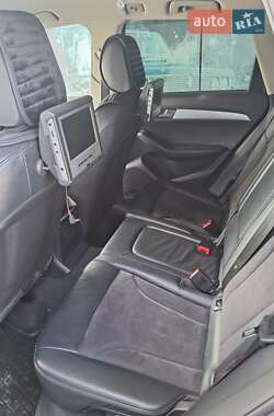 Внедорожник / Кроссовер Audi Q5 2010 в 