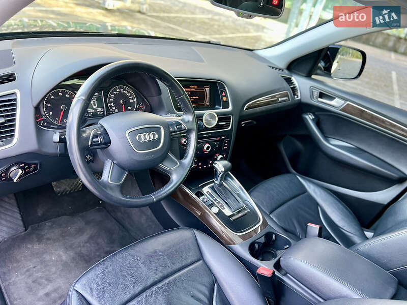 Внедорожник / Кроссовер Audi Q5 2013 в Львове