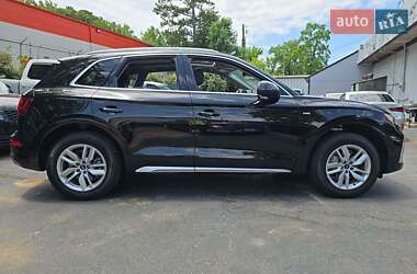 Внедорожник / Кроссовер Audi Q5 2022 в 