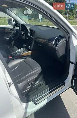 Внедорожник / Кроссовер Audi Q5 2013 в 