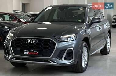 Позашляховик / Кросовер Audi Q5 2024 в Полтаві