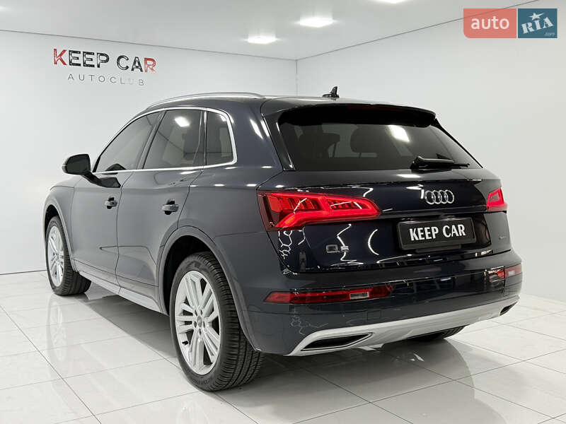Внедорожник / Кроссовер Audi Q5 2019 в Одессе