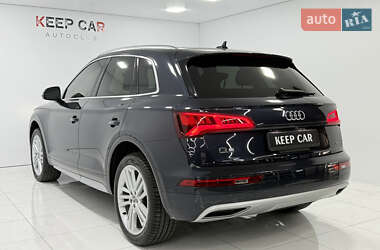 Внедорожник / Кроссовер Audi Q5 2019 в 
