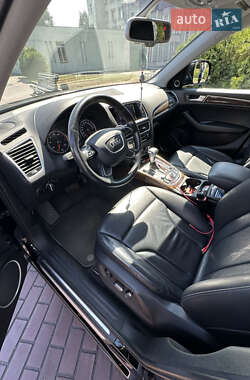 Внедорожник / Кроссовер Audi Q5 2015 в 