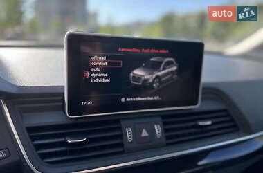 Внедорожник / Кроссовер Audi Q5 2018 в 