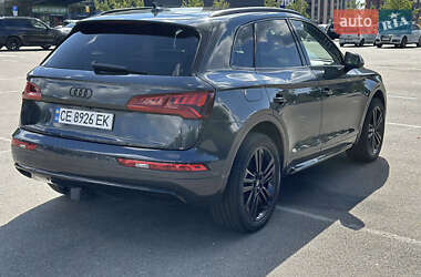 Внедорожник / Кроссовер Audi Q5 2018 в 