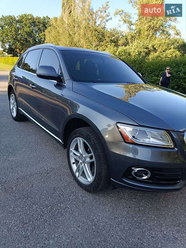 Внедорожник / Кроссовер Audi Q5 2016 в Сумах