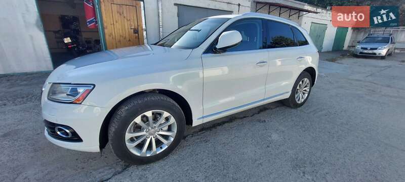 Внедорожник / Кроссовер Audi Q5 2014 в Нетешине