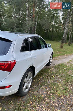 Внедорожник / Кроссовер Audi Q5 2011 в 