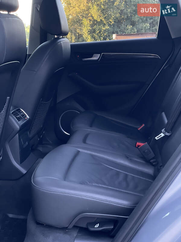 Внедорожник / Кроссовер Audi Q5 2015 в Стрые