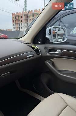 Внедорожник / Кроссовер Audi Q5 2016 в 