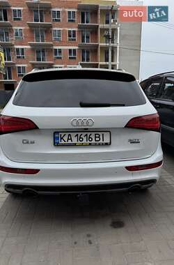 Внедорожник / Кроссовер Audi Q5 2016 в 