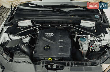 Внедорожник / Кроссовер Audi Q5 2012 в 