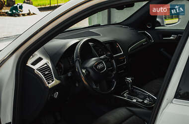 Внедорожник / Кроссовер Audi Q5 2012 в 