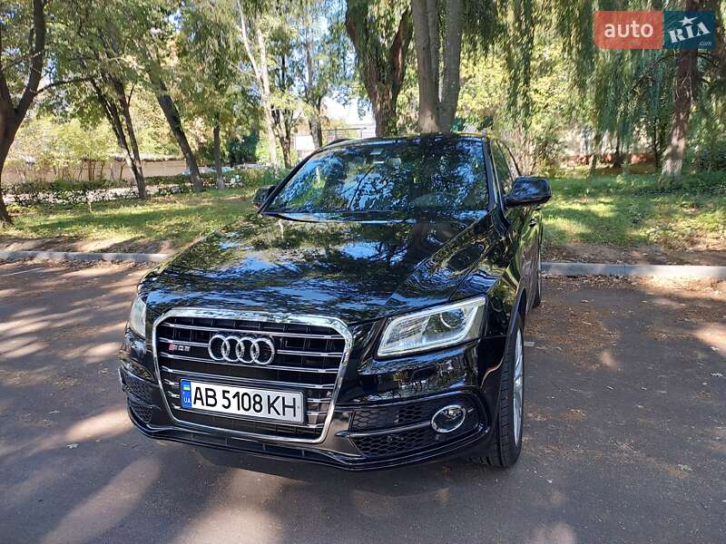 Внедорожник / Кроссовер Audi Q5 2016 в 