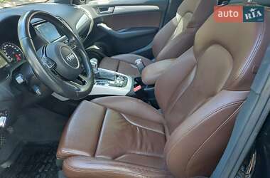 Внедорожник / Кроссовер Audi Q5 2016 в 