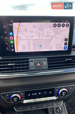 Внедорожник / Кроссовер Audi Q5 2022 в 